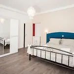 Simone Apartment