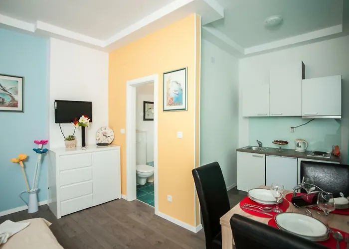 Simone شقة سبليت